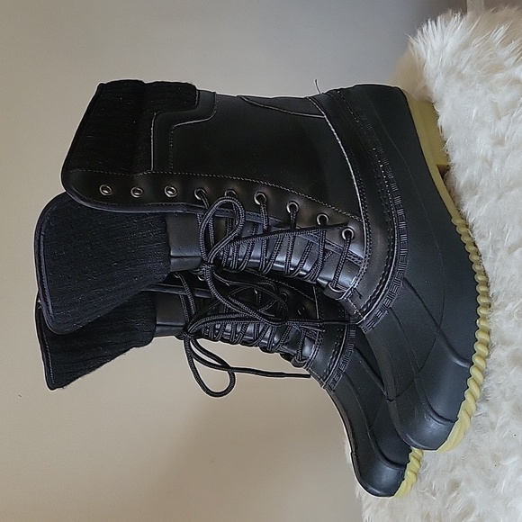 Sociology Shoes - Sociology Women's Size Lace Front Black Swan Boots (10)